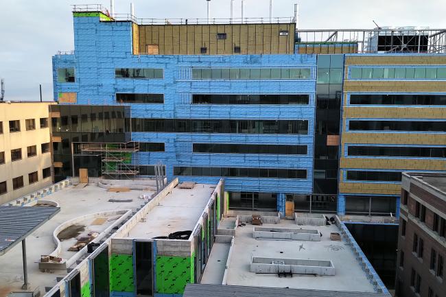 Exterior progress on the Ken and Marilyn Thomson Patient Care Centre and the Huband Moffat Family Terrace 