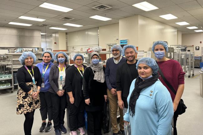 MGH Food Services Team with patient, caregiver and community advisors from East Toronto Health Partners’ (ETHP) advisory network.