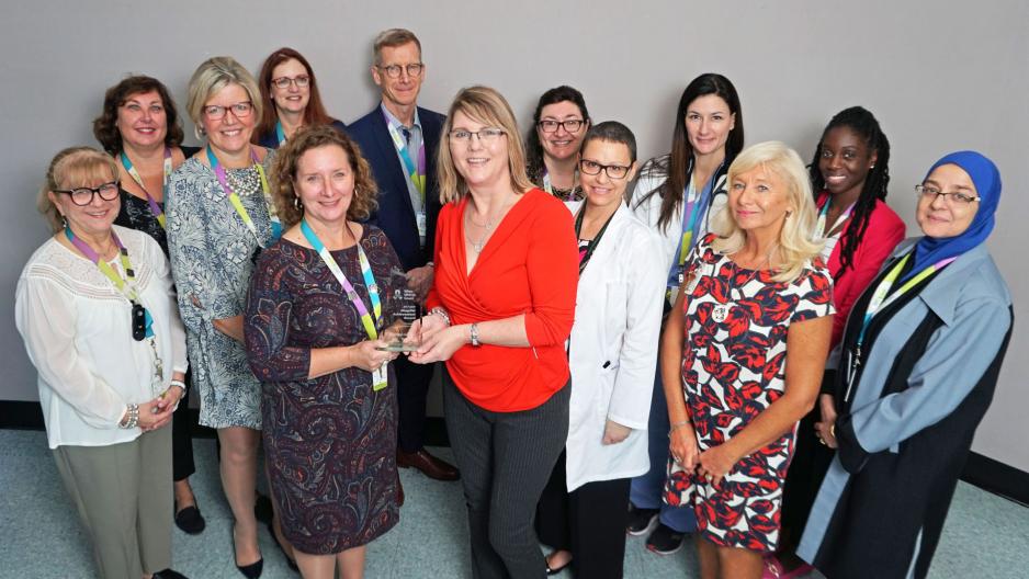 MGH Organ and Tissue Donation committee accepts Provincial Conversion Rate award from Michelle Snyder, Trillium Gift of Life.