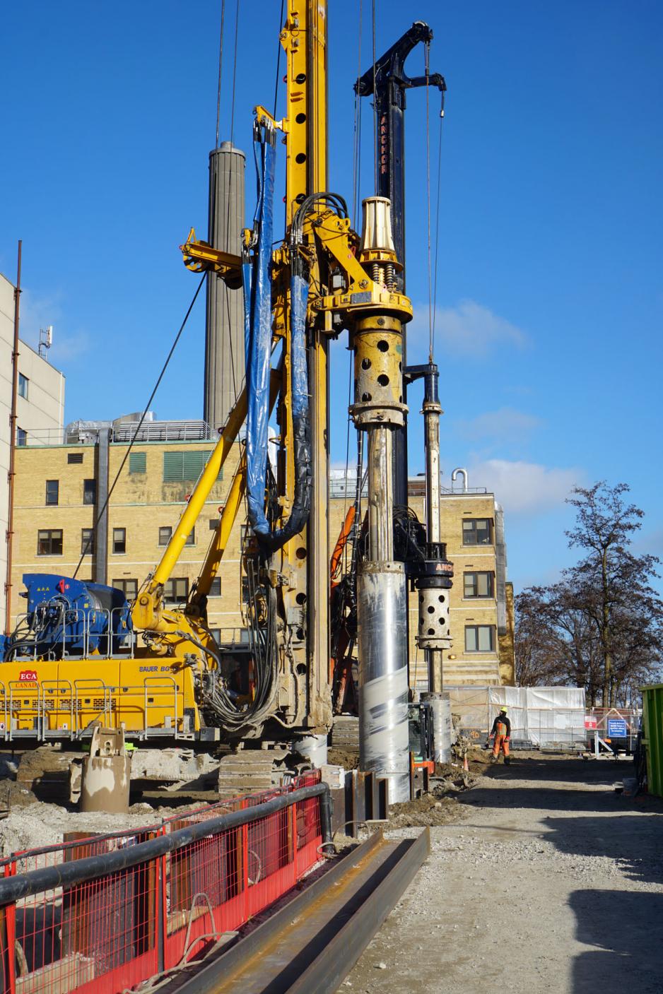 Large Drilling Equipment Large Drilling Equipment