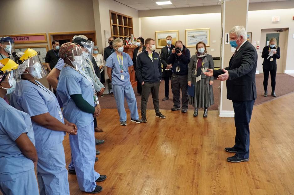 General Rick Hillier thanks nurses, doctors and support staff for their efforts in vaccinating residents of LTC and retirement homes in East Toronto.