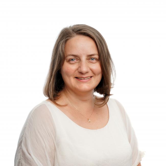 Ilinca Popa, Project Manager, Clinical Planning Ilinca Popa Headshot