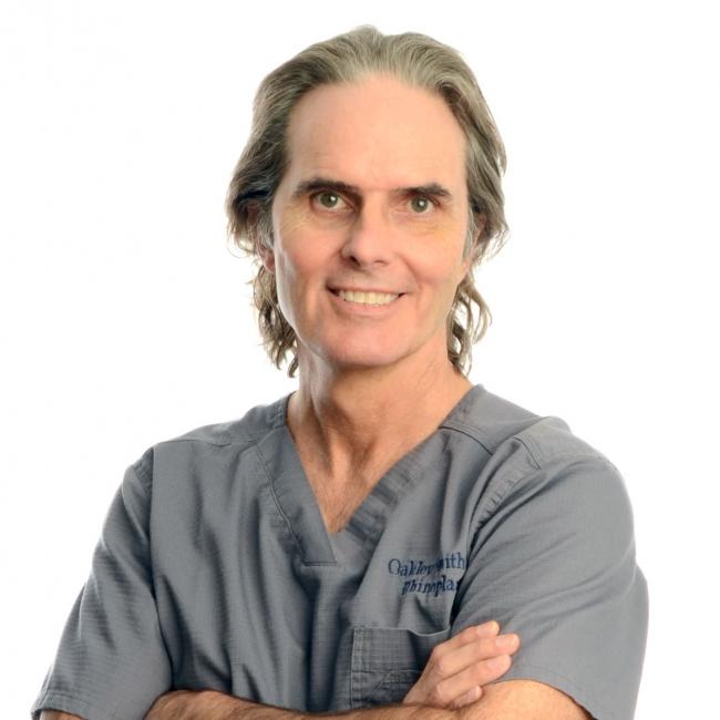 Dr. Oakley Smith 